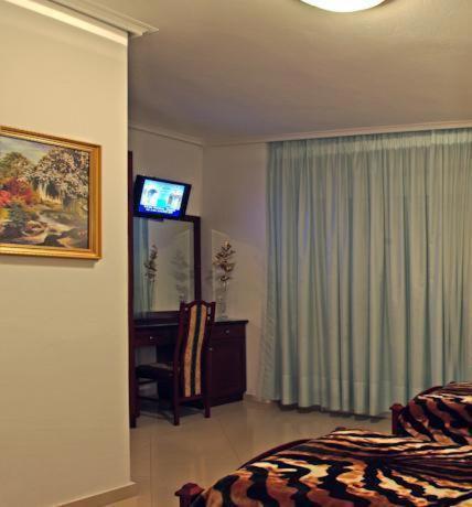 Hotel Chronis Paralía 외부 사진
